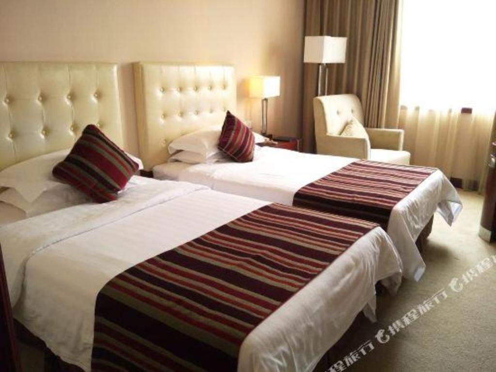 นิว เซนจูรี่ หนิงโป โฮเต็ล Hotel หนิงป่อ ภายนอก รูปภาพ