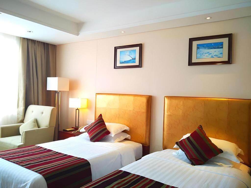 นิว เซนจูรี่ หนิงโป โฮเต็ล Hotel หนิงป่อ ภายนอก รูปภาพ