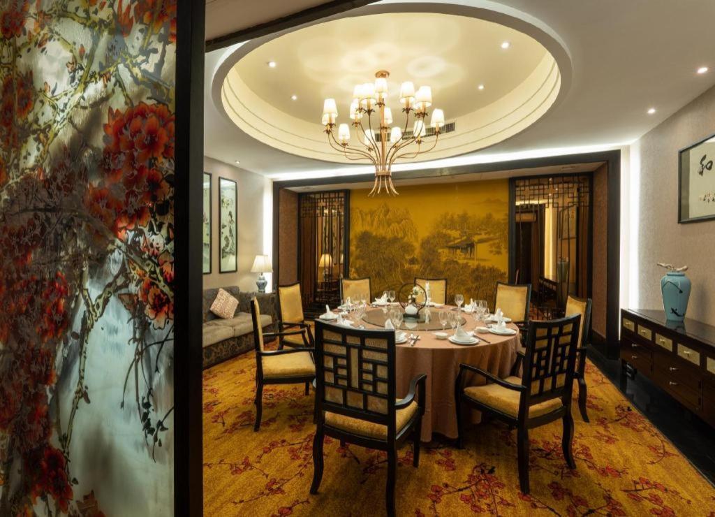 นิว เซนจูรี่ หนิงโป โฮเต็ล Hotel หนิงป่อ ภายนอก รูปภาพ